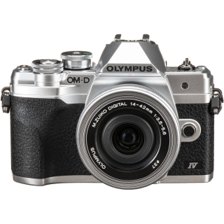 Olympus OM-D E-M10 Mark IV 14-42mm Aynasız Fotoğraf Makinesi