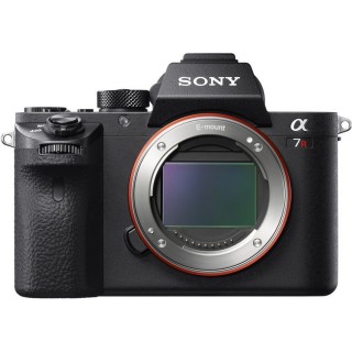 Sony A7R II Aynasız Fotoğraf Makinesi